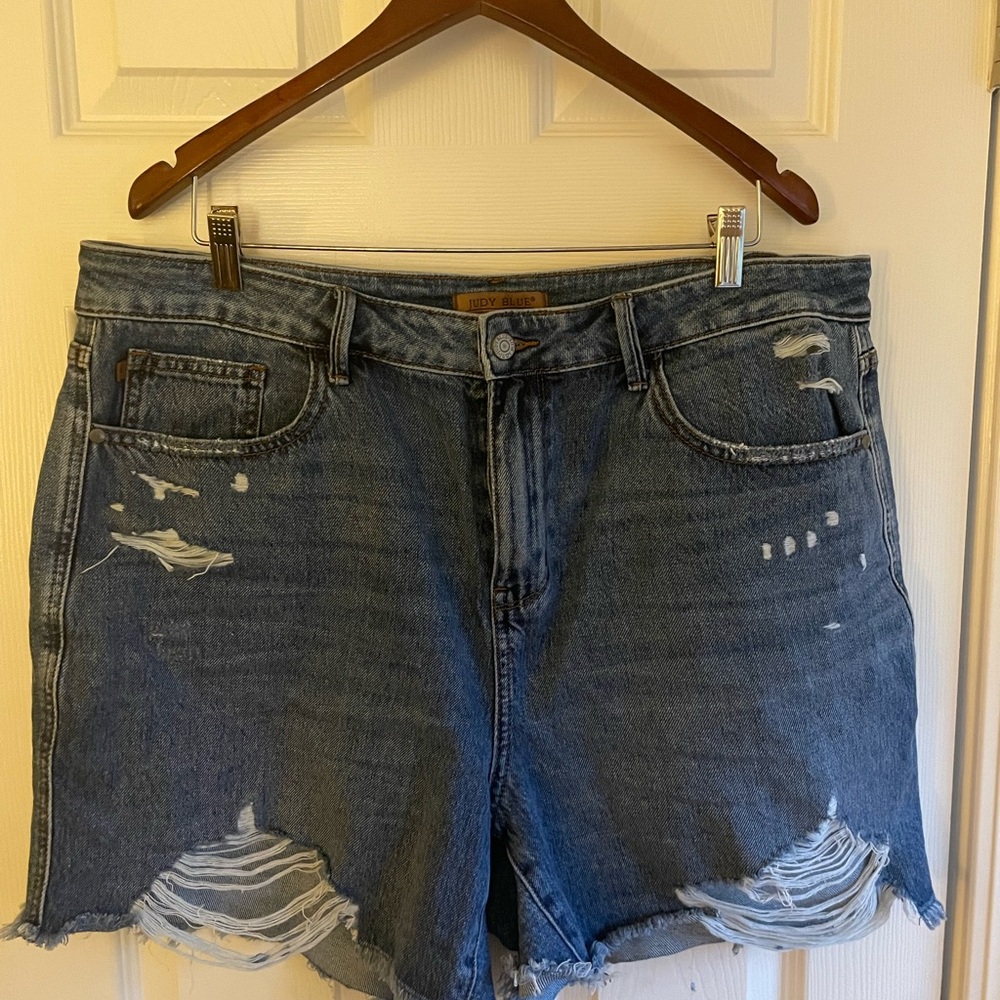 Judy Blue Distressed Denim Shorts for Women